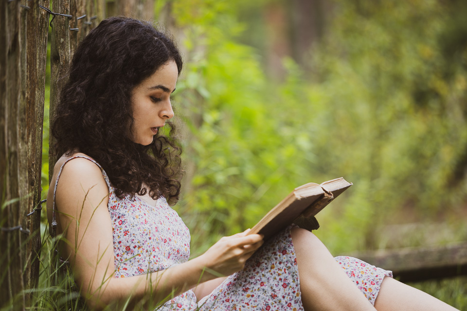 Jade reading Jade reading