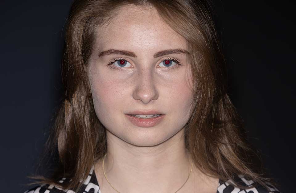Yana-Meau - Red eyes Yana-Meau - Red eyes