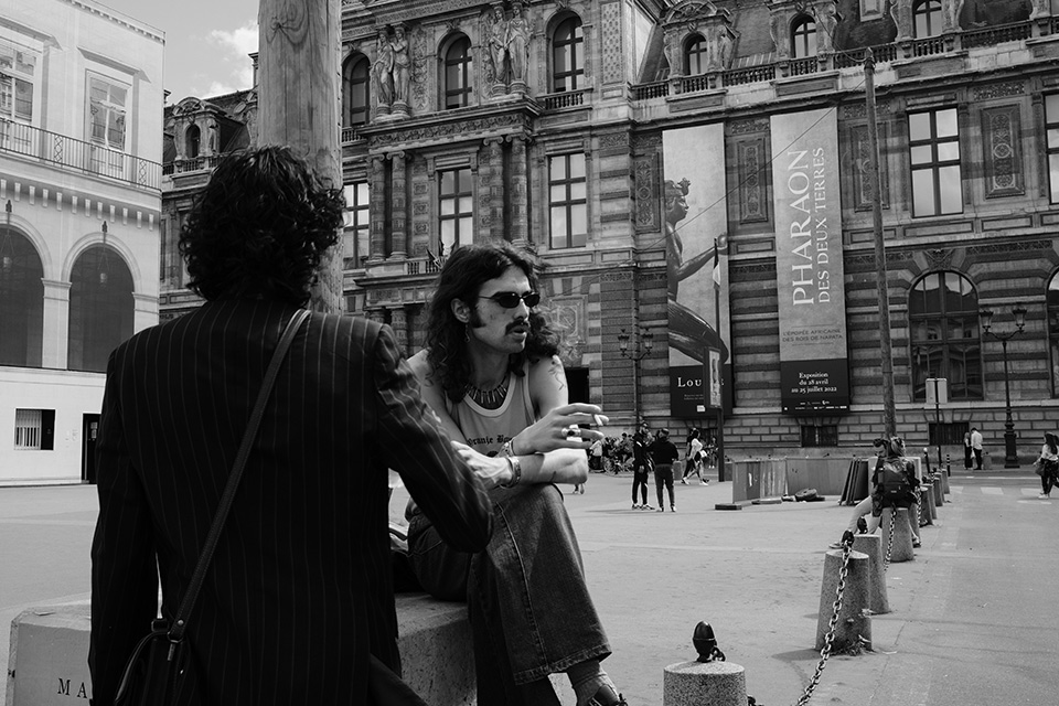 Paris Paris