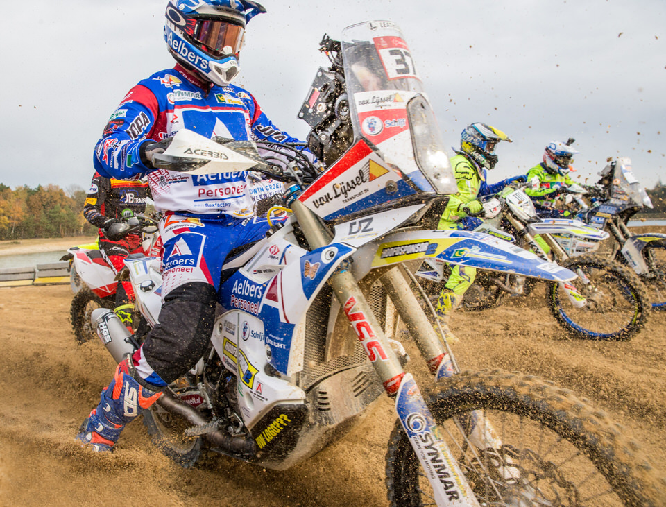 2 Wide-angle 1
