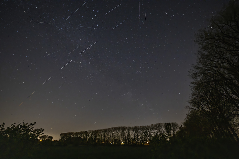 Starlink and other satellites, meteors, Wamel Starlink and other satellites, meteors, Wamel