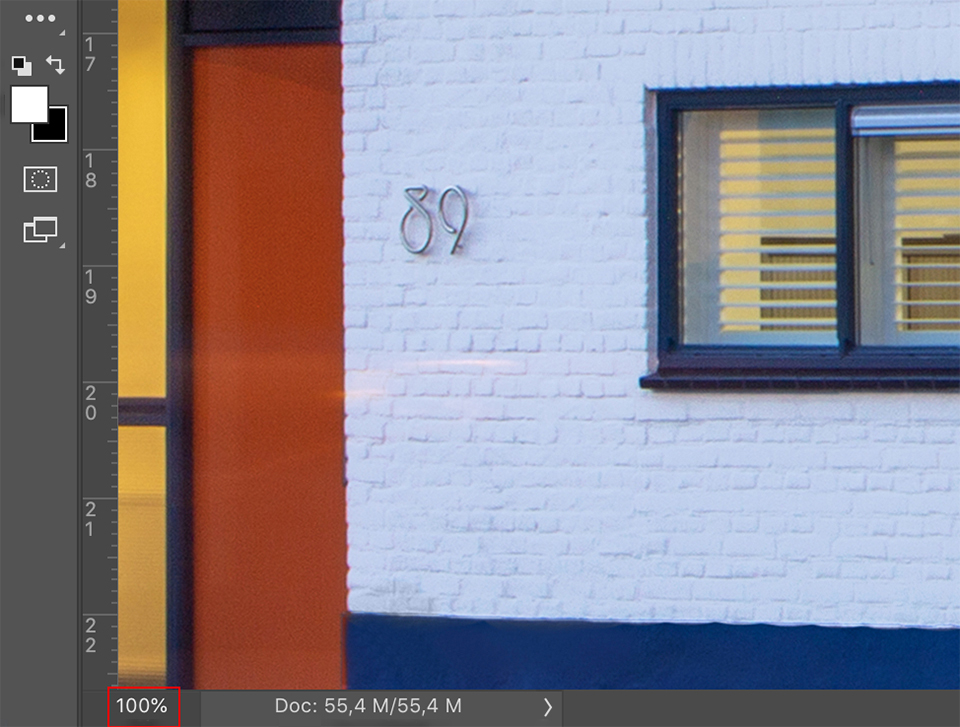Viewing an image at 100 per cent