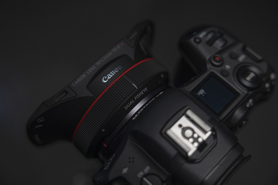 Canon EOS VR SYSTEM RF 5.2 mm F2.8L DUAL FISHEYE 3 Canon EOS VR SYSTEM RF 5.2 mm F2.8L DUAL FISHEYE 3