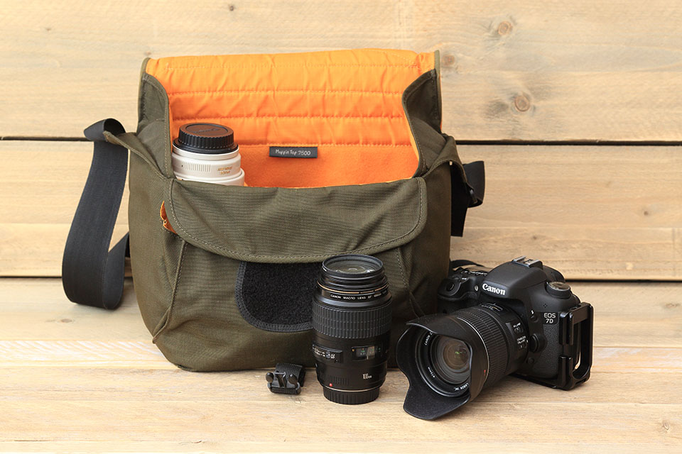 Nando 2012 Muffin Top shoulder bag