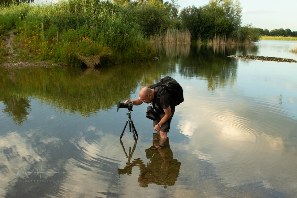 Nando 2025 tripod in water Nando 2025 tripod in water