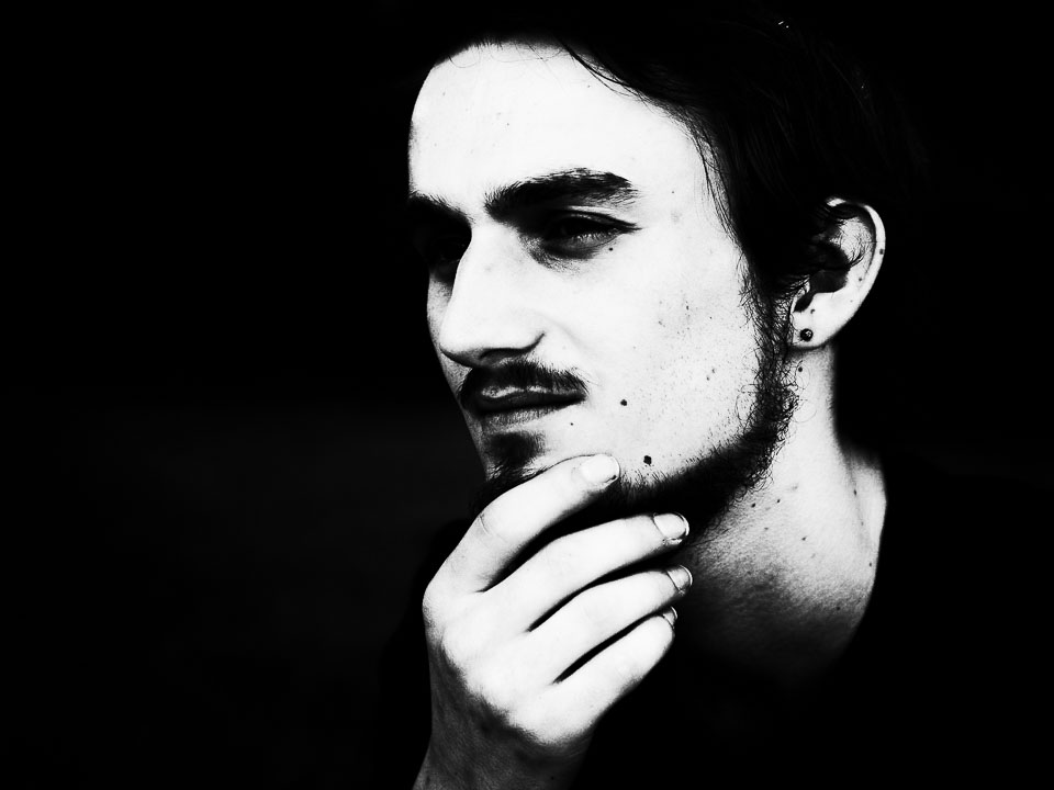 Nando aillas in extreme contrast Nando aillas in extreme contrast