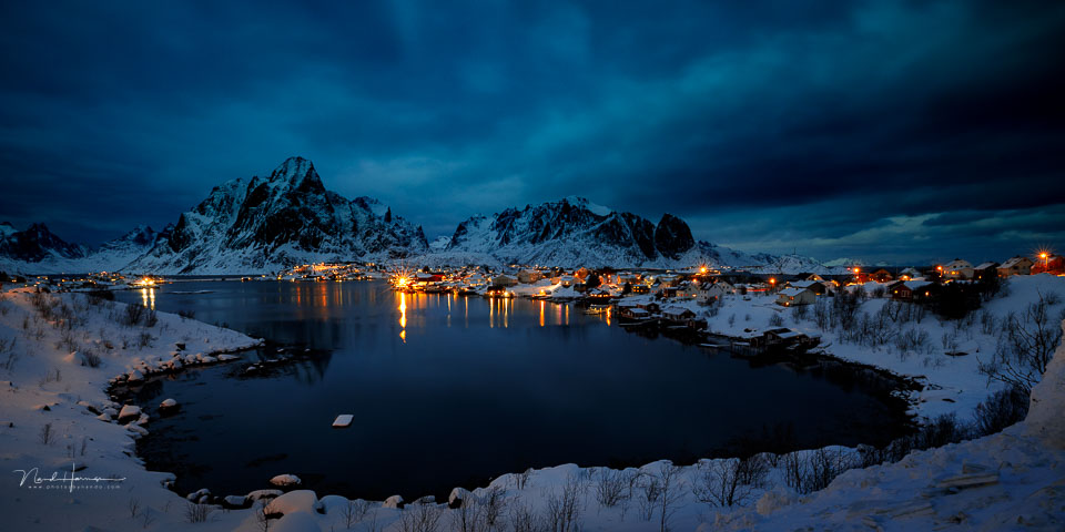 Nando blue hour Reine