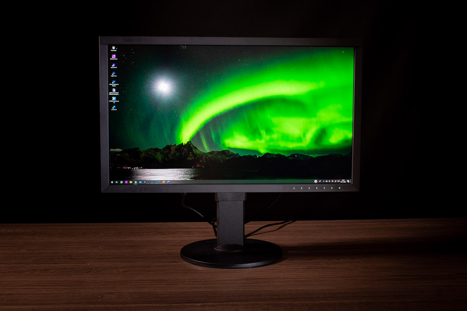 Nando eizo cs2731 front
