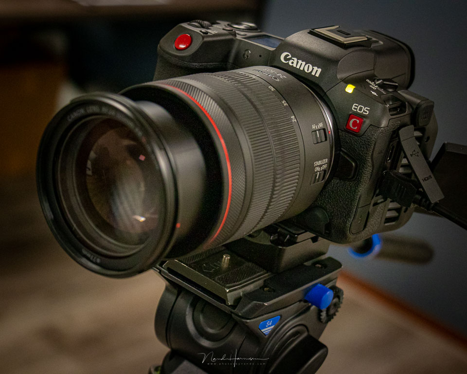 Nando EOS R5 C studio HDMI size