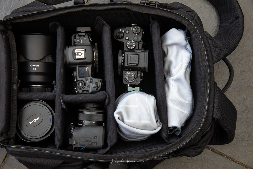 Nando camera backpack, separate lenses Nando camera backpack, separate lenses