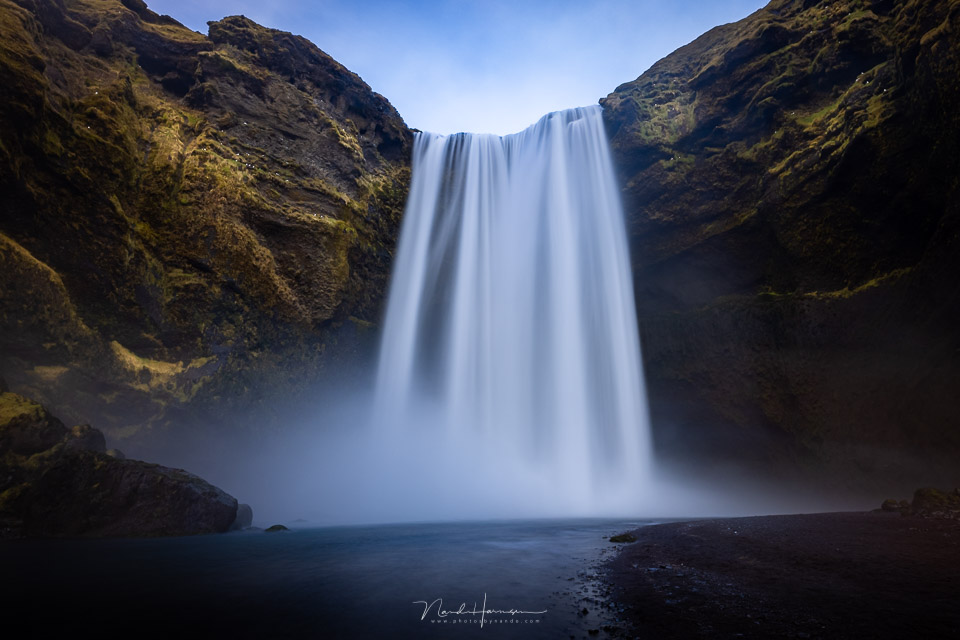 Nando Iceland Skogafoss