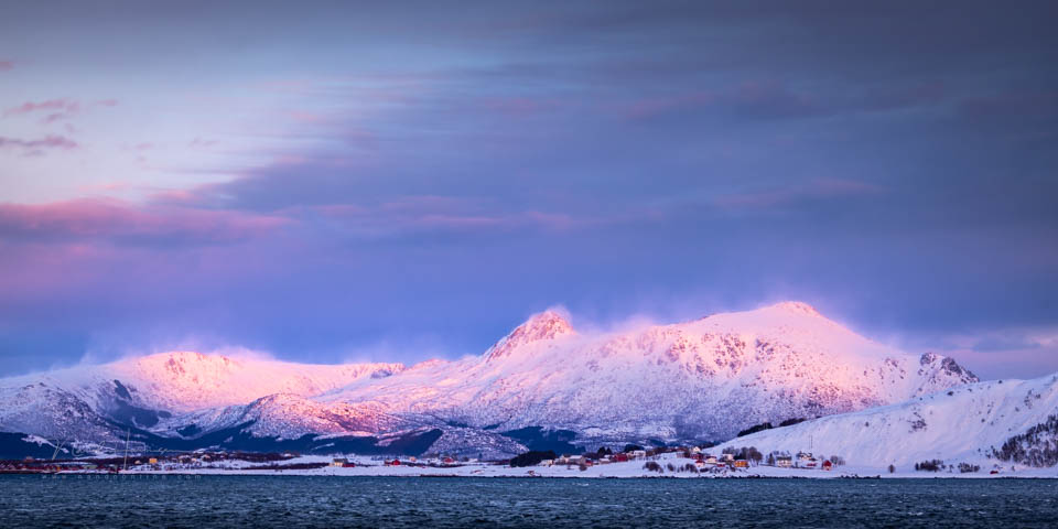 Nando Lofoten in sRGB 2 Nando Lofoten in sRGB 2