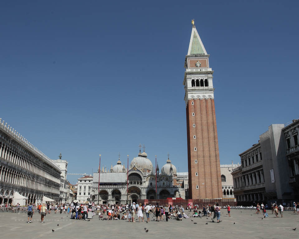 Nando St Mark's Square full Nando St Mark's Square full