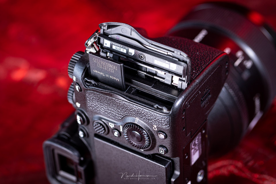 Nando Sony A7 IV storage media Nando Sony A7 IV storage media