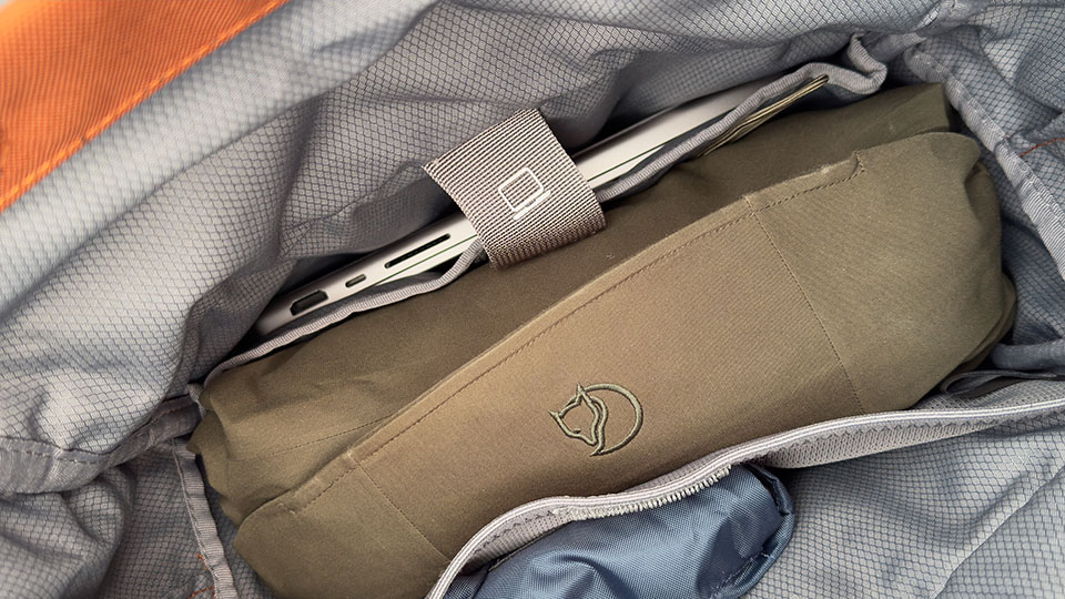 Nando Thinktank laptop compartment 2