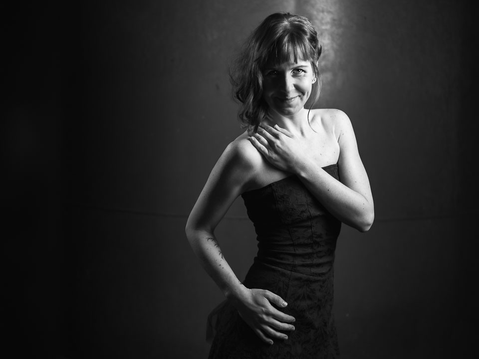 Nando b&w Wendy Nando b&w Wendy