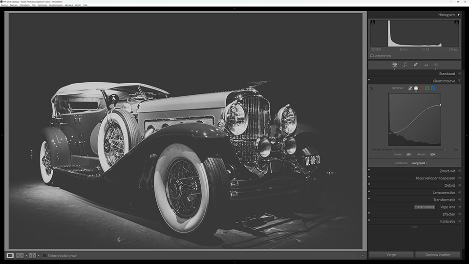 Nando black and white washed out 2 Nando black and white washed out 2