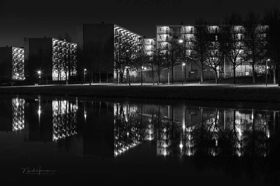 Nando low-key night photo 4 Nando low-key night photo 4