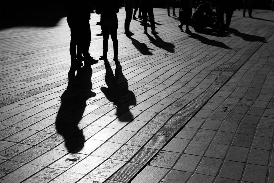 Nando shadows people Nando shadows people