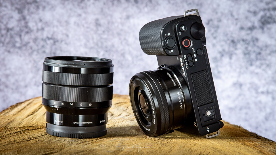 Sony ZV-E10 camera lens Sony ZV-E10 camera lens