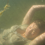 Portrait photography tip: Get creative with an underwater shoot Portrait photography tip: Get creative with an underwater shoot