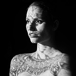 Flash photography tip: Projecting a pattern onto your model Flash photography tip: Projecting a pattern onto your model