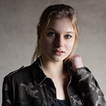 Portrait photography tip: Find a neutral background