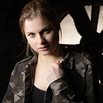 Portrait photography tip: Use a softbox