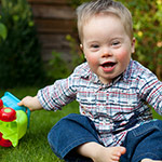 Portrait photography tip: Let a child play