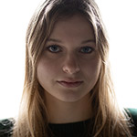 Portrait photography tip: Use a window as backlight