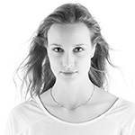 Portrait photography tip: Completely white background Portrait photography tip: Completely white background