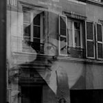 Street photography tip: Reflections are everywhere, use them